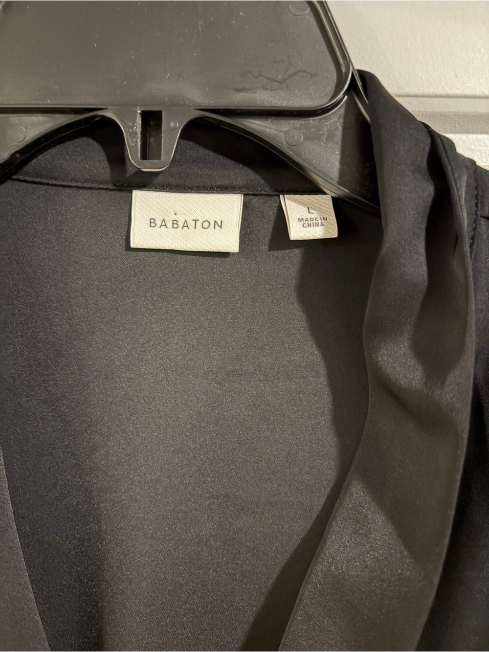 Aritzia | Babaton Black Hyde Tie-Waist Flowy Wrap Mini Dress | Sz L - Picture 6 of 8